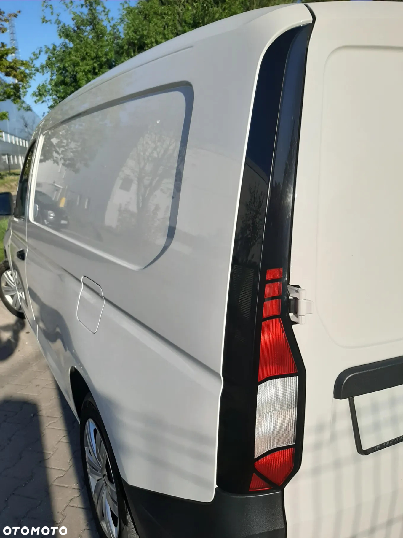 Volkswagen Caddy - 23