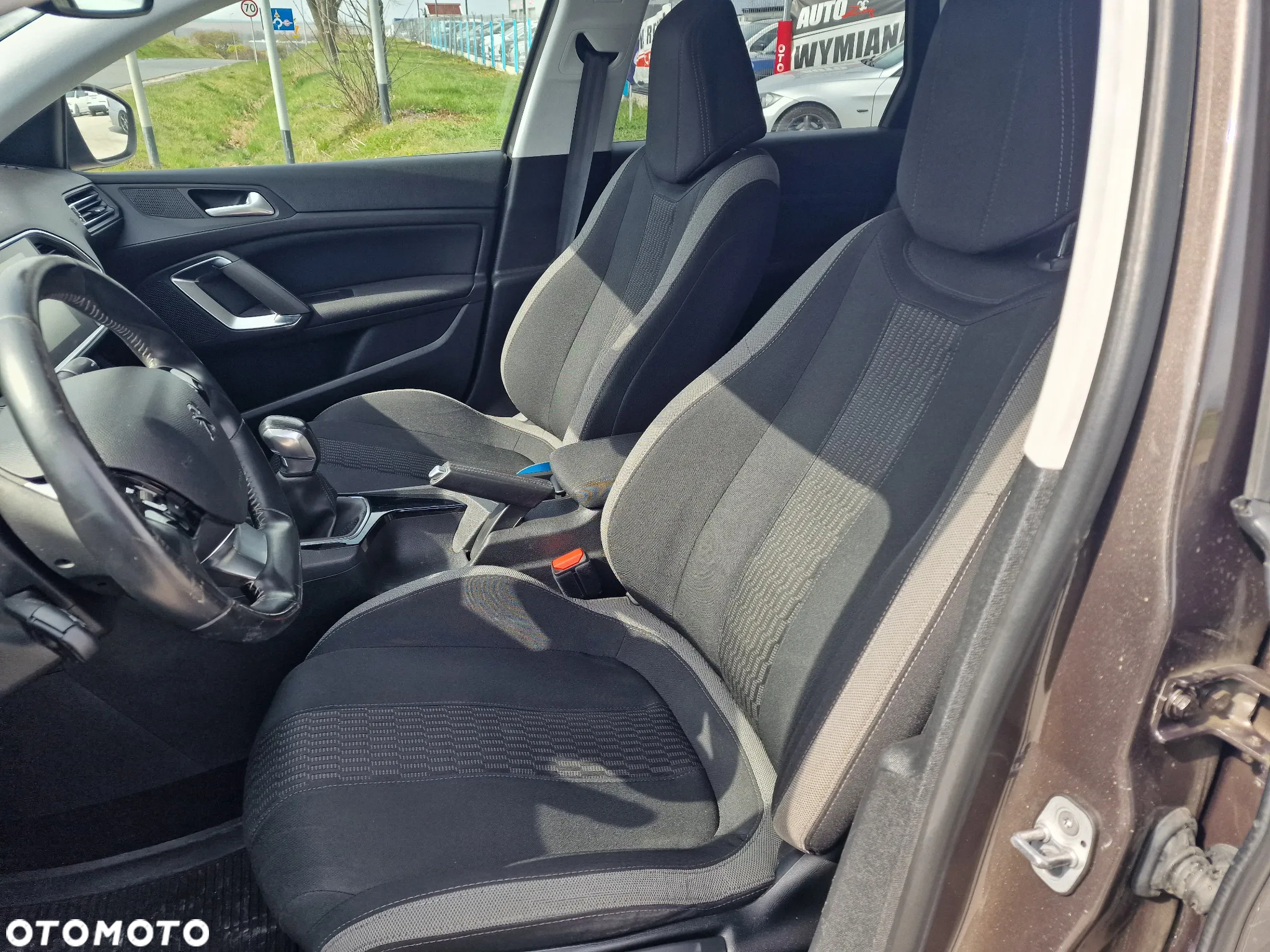 Peugeot 308 SW 1.2 PureTech Active S&S - 16
