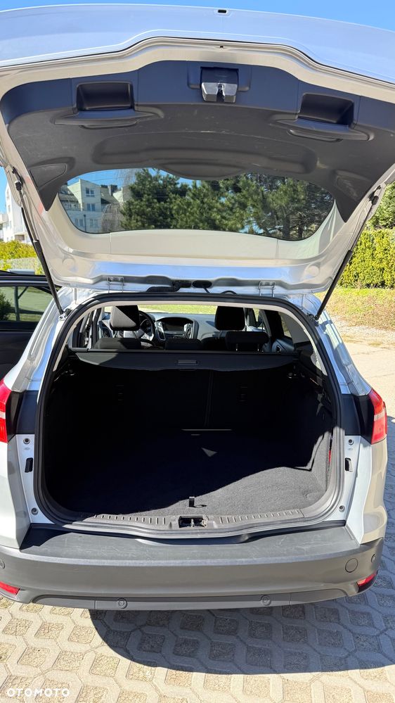 Ford Focus 1.5 TDCi SYNC Edition ASS - 6