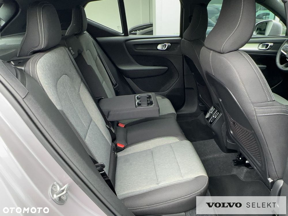 Volvo XC 40 - 22