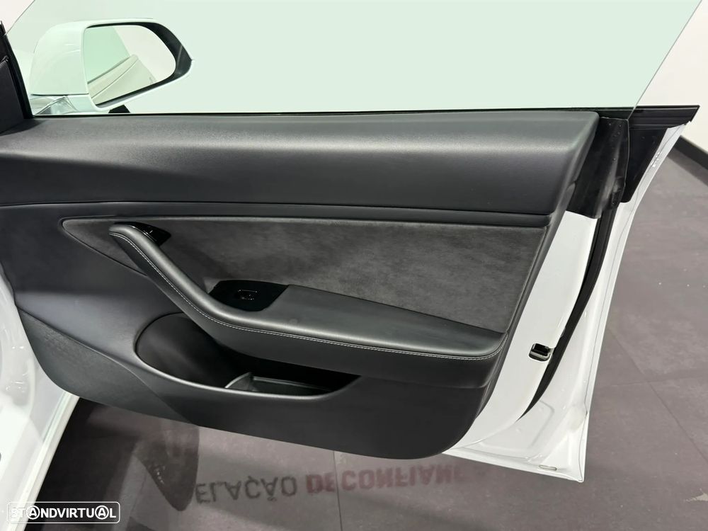 Tesla Model 3 Long Range AWD Dual Motor - 34