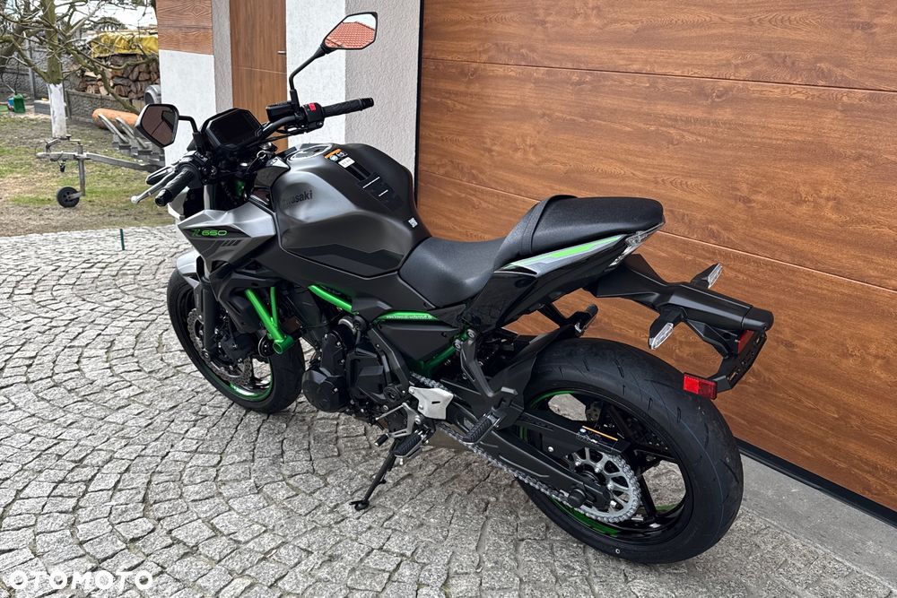 Kawasaki Z 650 - 21