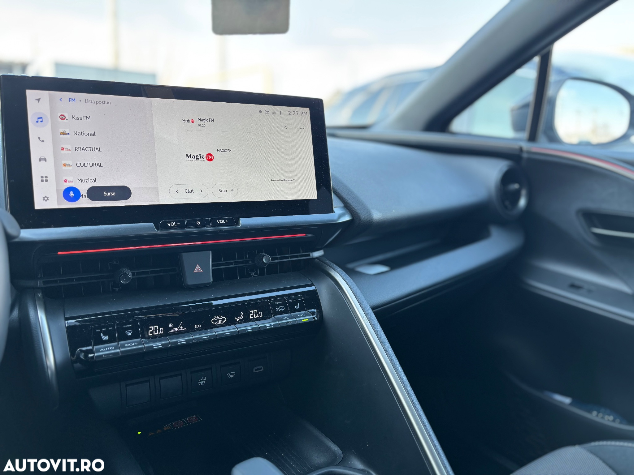 Toyota C-HR 2.0 PHEV 223 CP 4x2 CVT Exclusive - 17