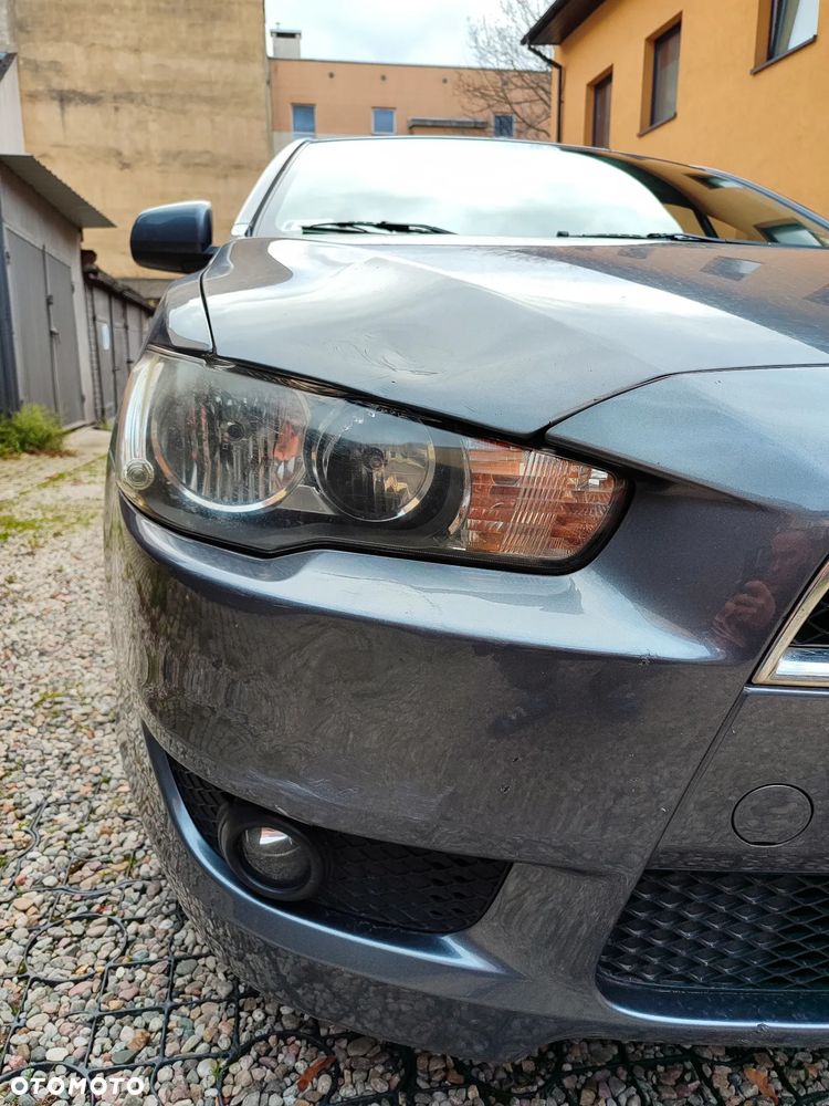 Mitsubishi Lancer 1.8 Inform - 12