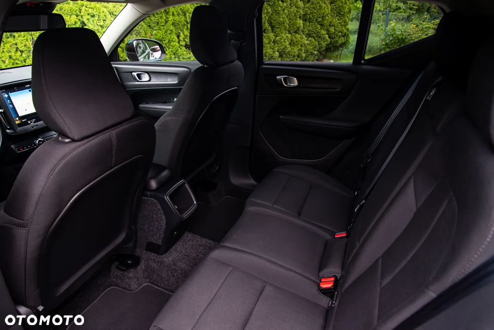 Volvo XC 40 D3 AWD Momentum - 11