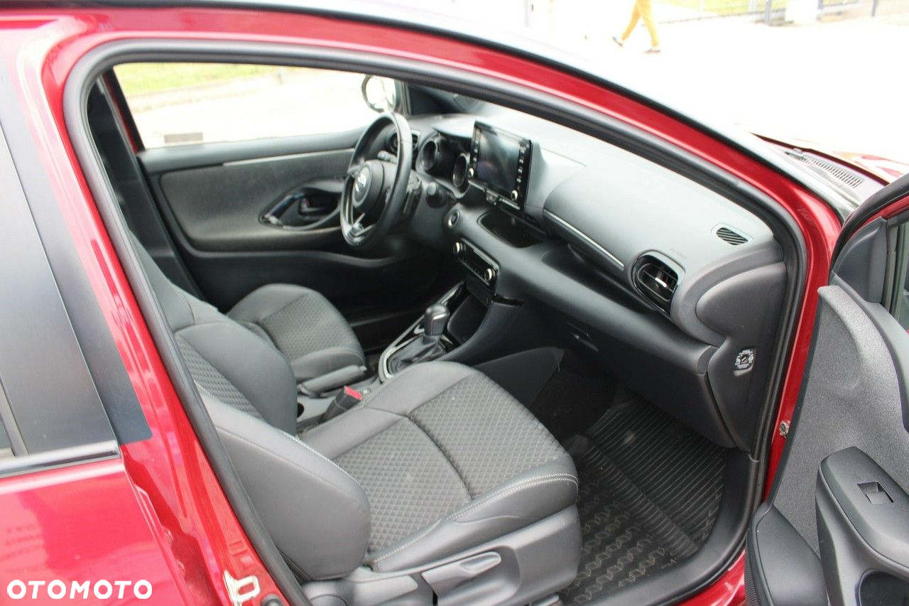 Toyota Yaris - 31