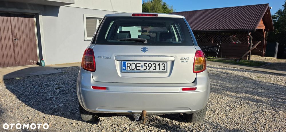 Suzuki SX4 1.9 DDiS DPF 4x2 Comfort - 8