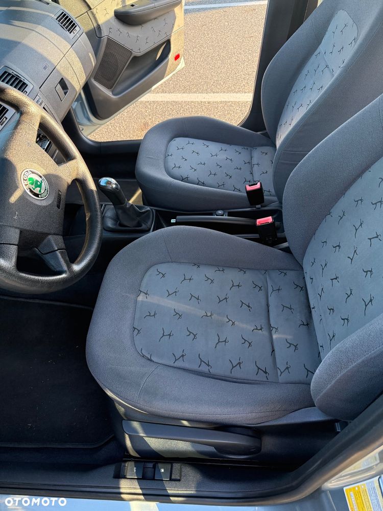 Skoda Fabia 1.4 16V Comfort - 12