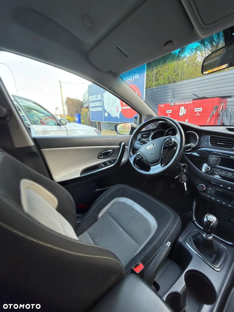 Kia Ceed 1.6 CRDi L - 7