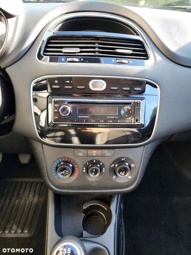 Fiat Punto 2012 - 19