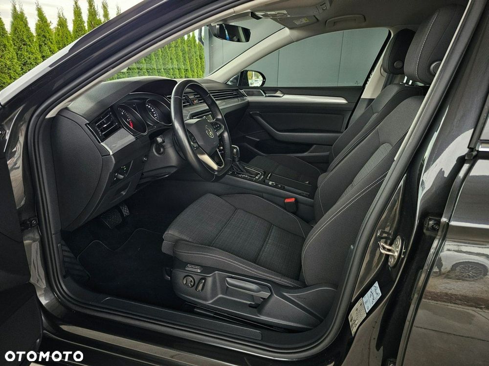 Volkswagen Passat Variant - 14