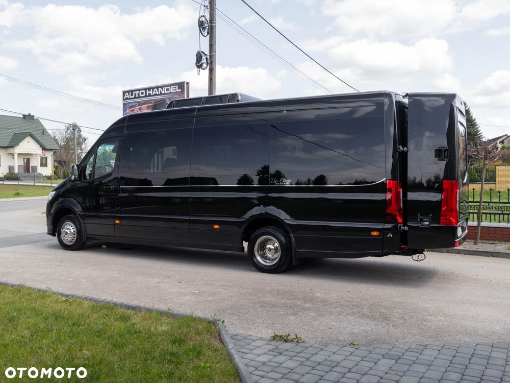 Mercedes-Benz SPRINTER 3.0 V6 / AUTOBUS 21-MIEJSC / ZABUDOWA MERCUS + PLECAK / AUTOMAT / TV + LODÓWKA / FULL WERSJA / ZNIKOMY PRZEBIEG 70 TYŚ KM! / STAN FABRYCZNIE NOWY! - 39