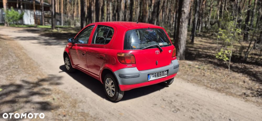 Toyota Yaris 1.0 Base - 3