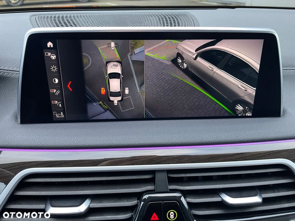 BMW Seria 7 730d xDrive - 26