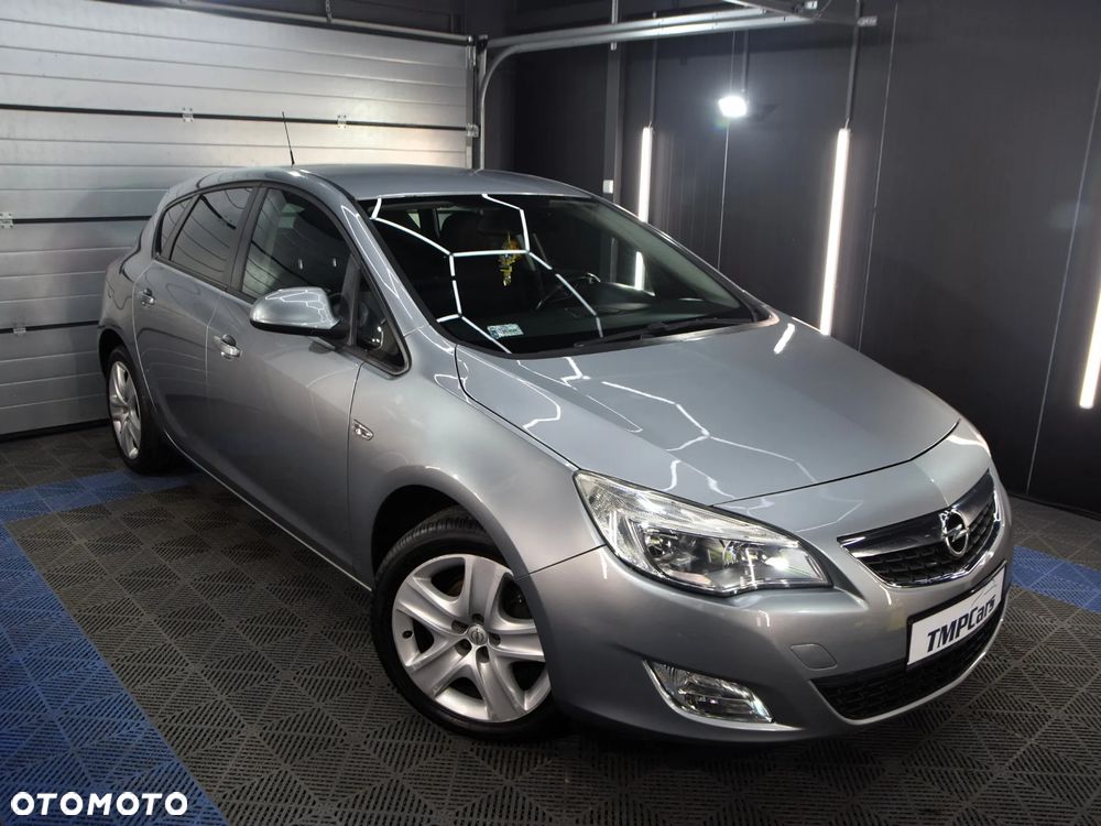 Opel Astra 1.4 Turbo - 26