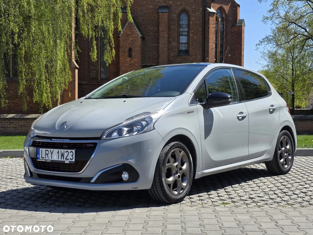 Peugeot 208 1.4 HDi Active - 1