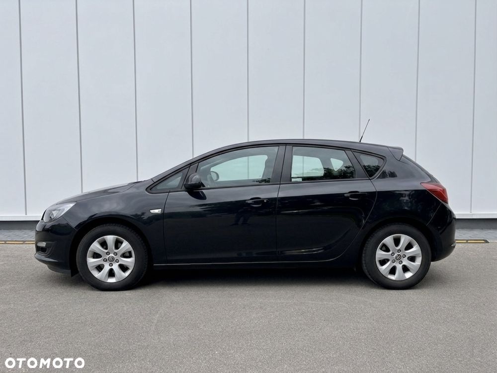Opel Astra 1.6 CDTI Enjoy - 3