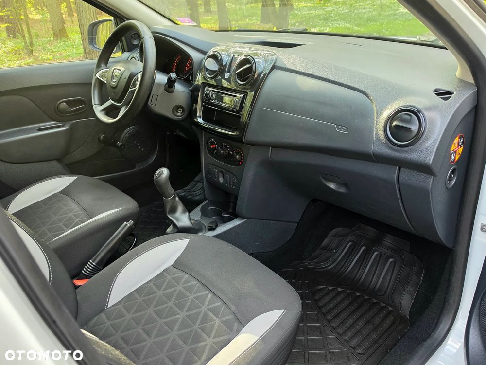 Dacia Sandero - 7