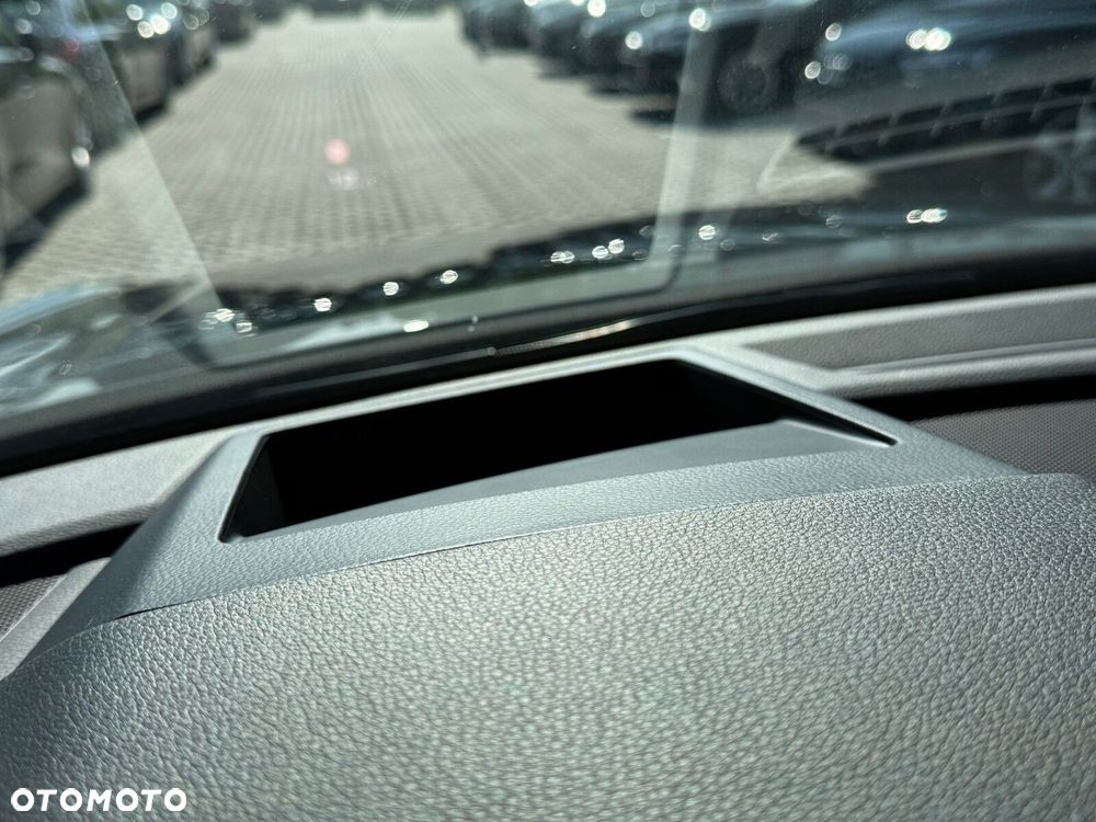 Audi Q5 Sportback - 38