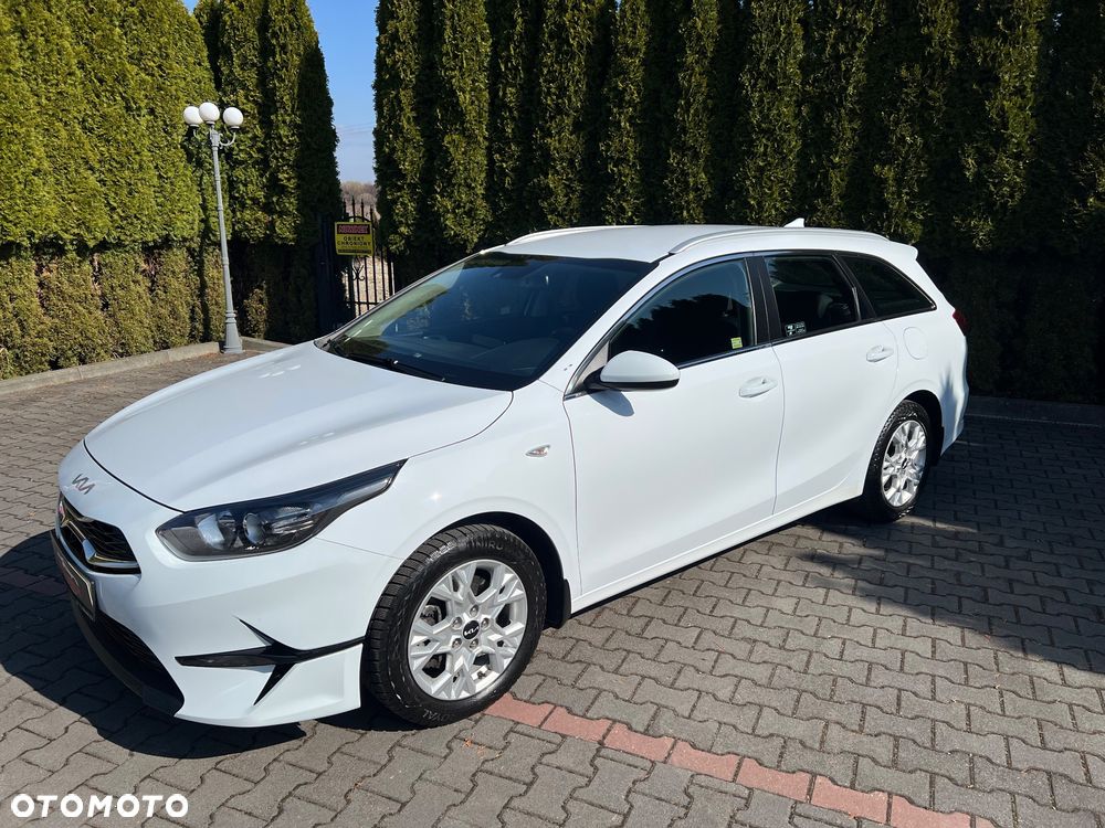 Kia Ceed 1.5 T-GDI M - 3