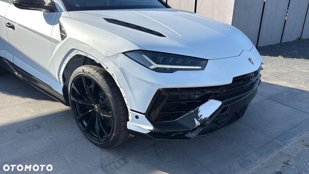 Lamborghini Urus - 7