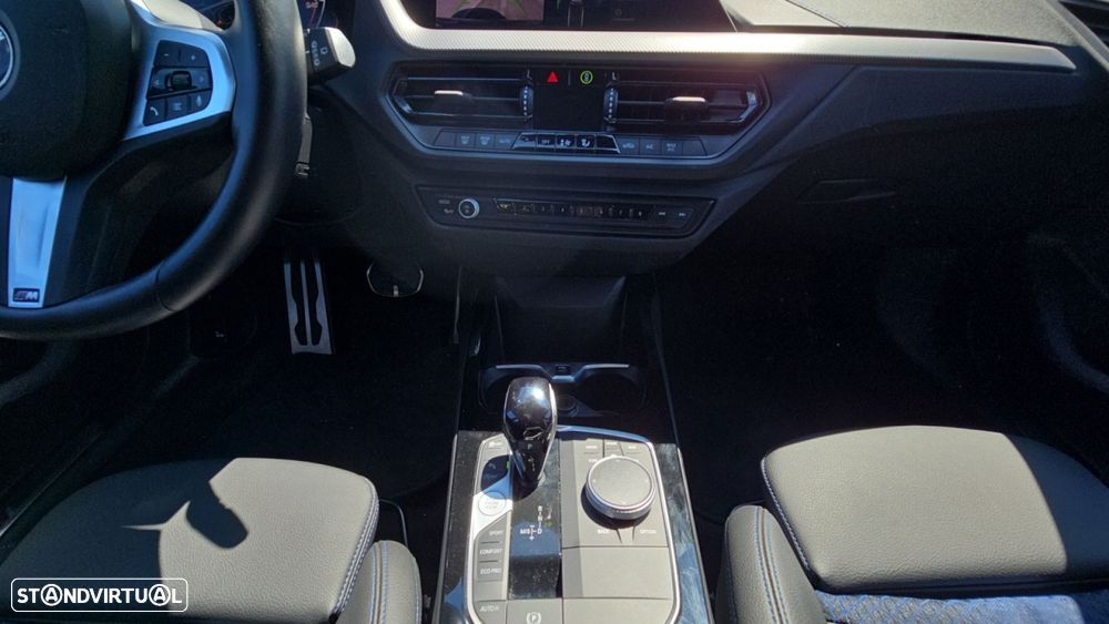 BMW 116 d Pack Desportivo M Auto - 13