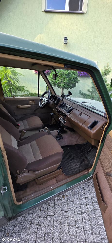 Isuzu Trooper - 11