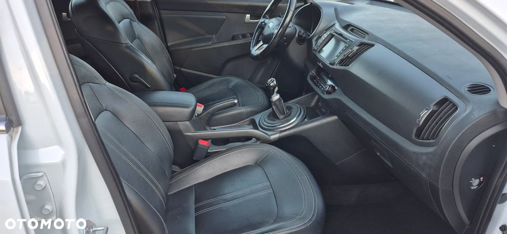 Kia Sportage - 14