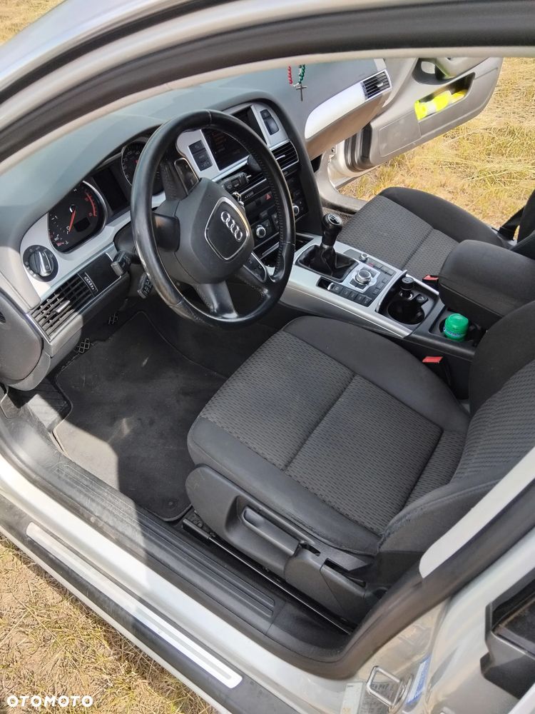 Audi A6 Avant - 11