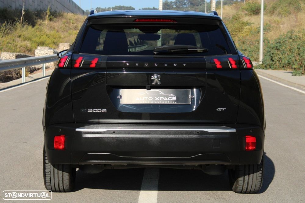 Peugeot e-2008 GT Pack - 15