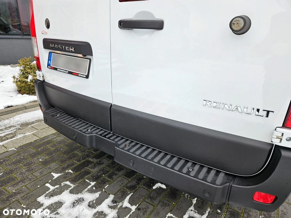 Renault Master L2H2 2.3dCi 130KM - 26