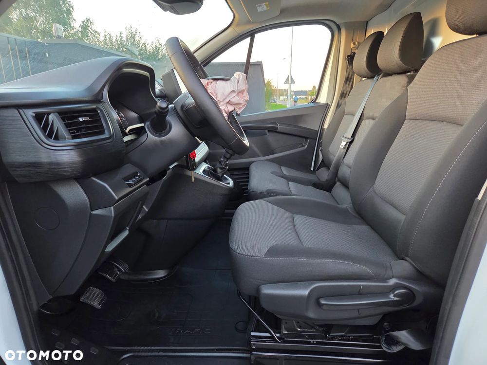 Renault TRAFIC - 19