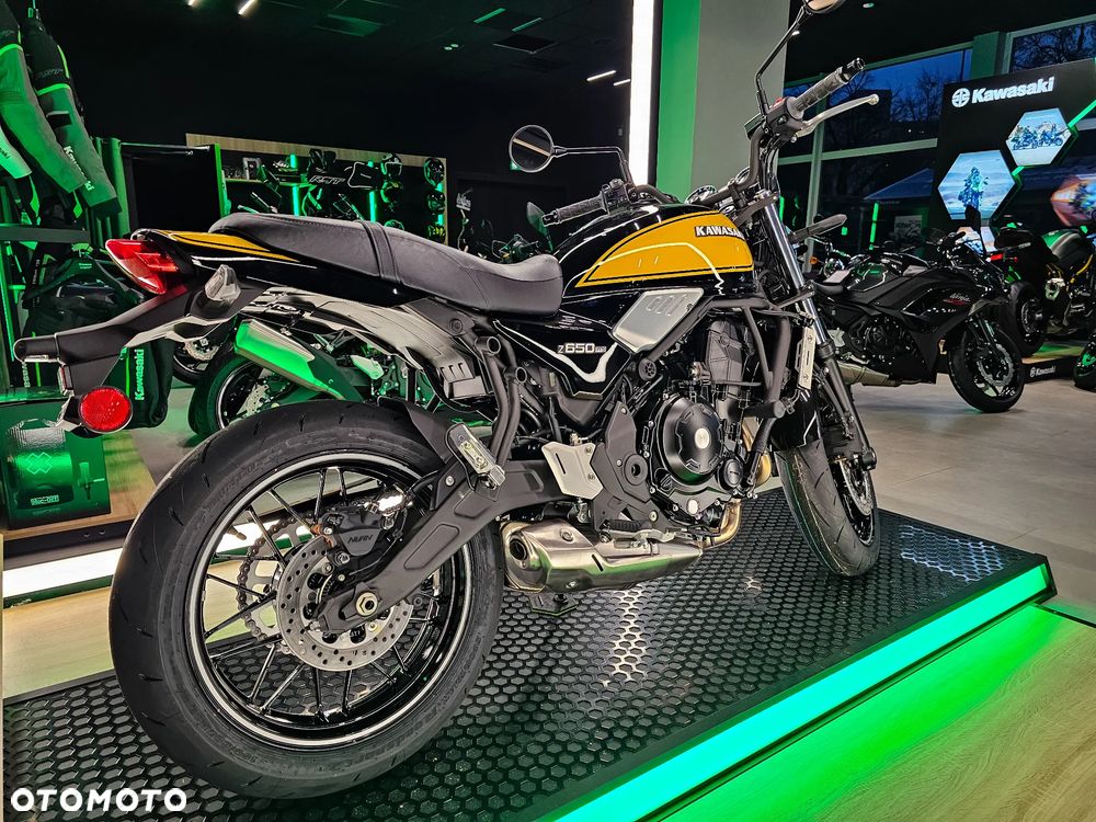 Kawasaki Z 650 RS - 8