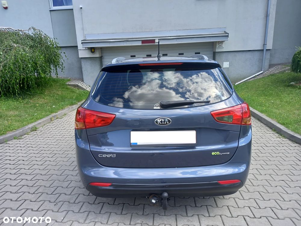 Kia Ceed 1.6 CRDi 128 Platinum Edition - 6