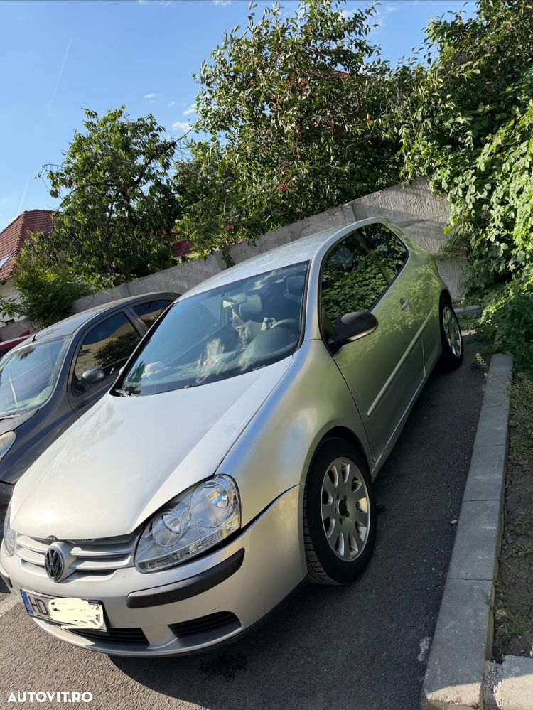 Volkswagen Golf 1.6 FSI Comfortline - 3