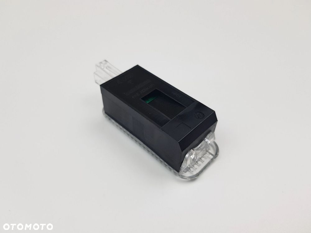Oświetlenie Lampka drzwi Audi A6 S6 C7 4E0947415 - 8