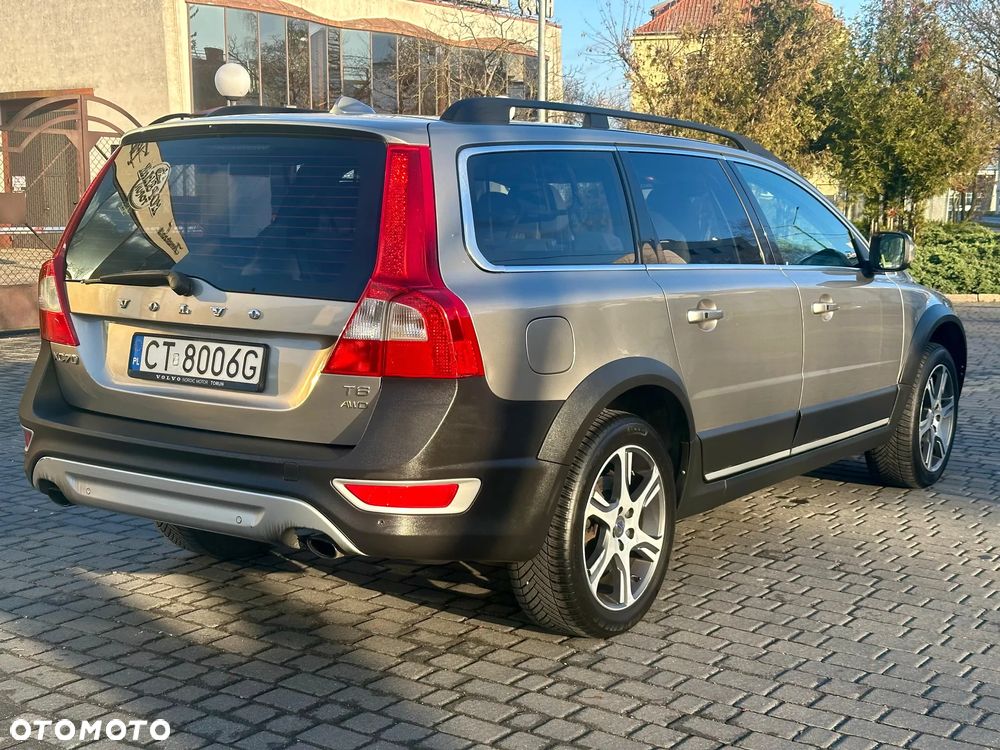 Volvo XC 70 T6 AWD Summum - 4