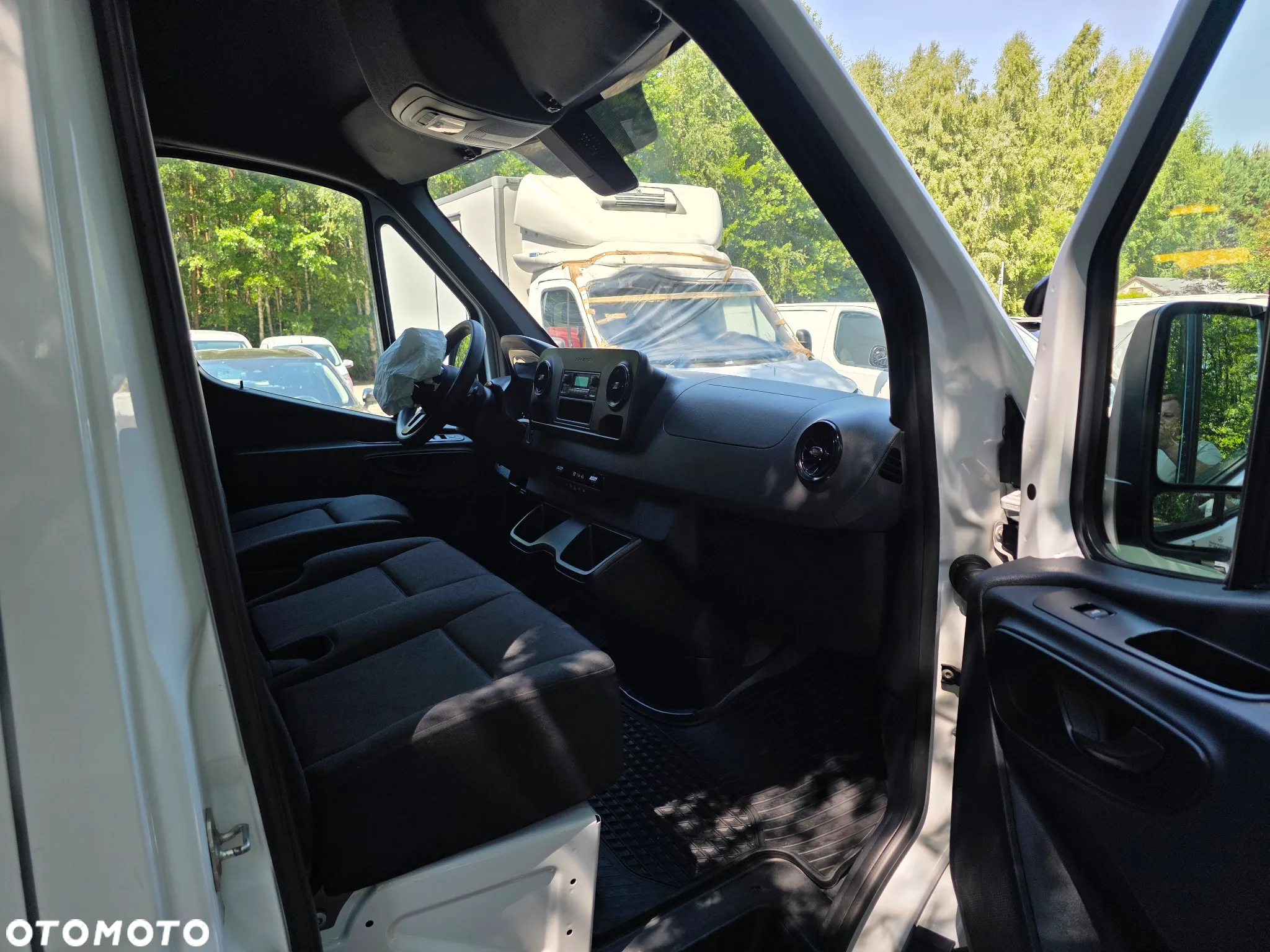 Mercedes-Benz SPRINTER - 12