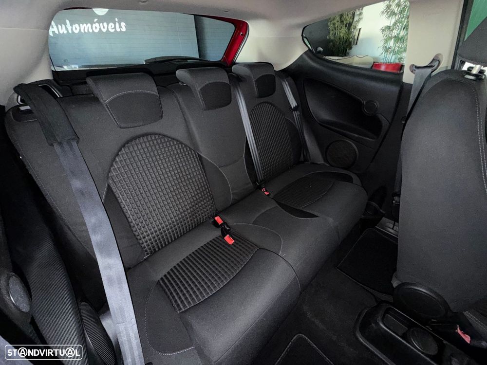 Alfa Romeo MiTo 1.3 JTD Distinctive - 23