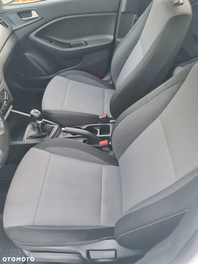 Hyundai i20 1.2 Classic Plus - 9