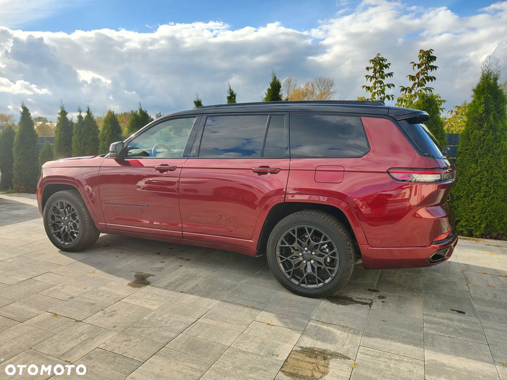 Jeep Grand Cherokee - 11