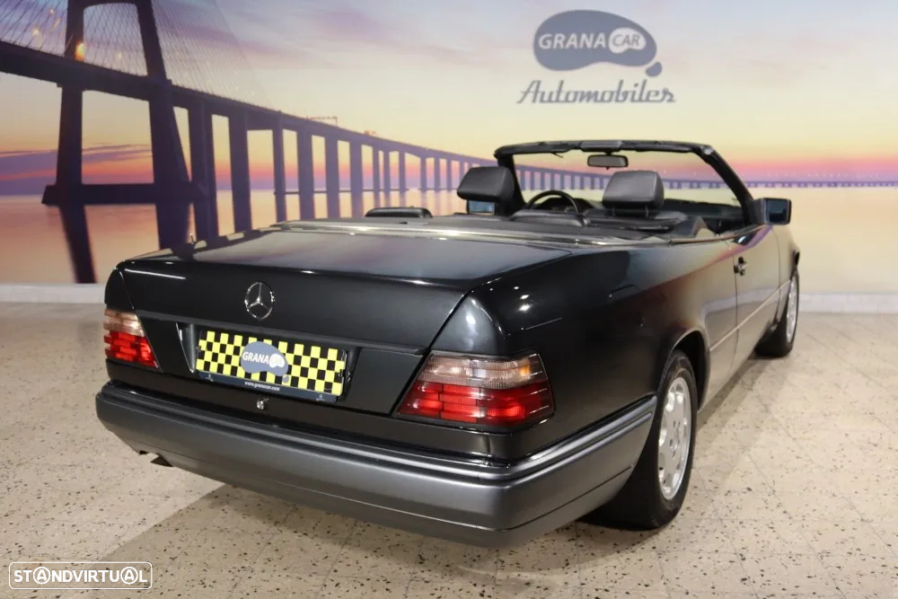 Mercedes-Benz E 220 - 4