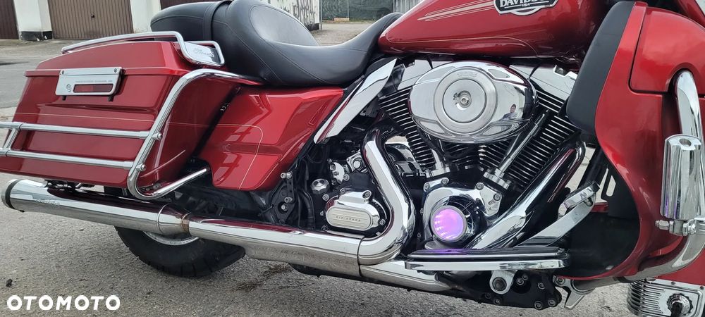 Harley-Davidson FLHTCU Ultra - 29