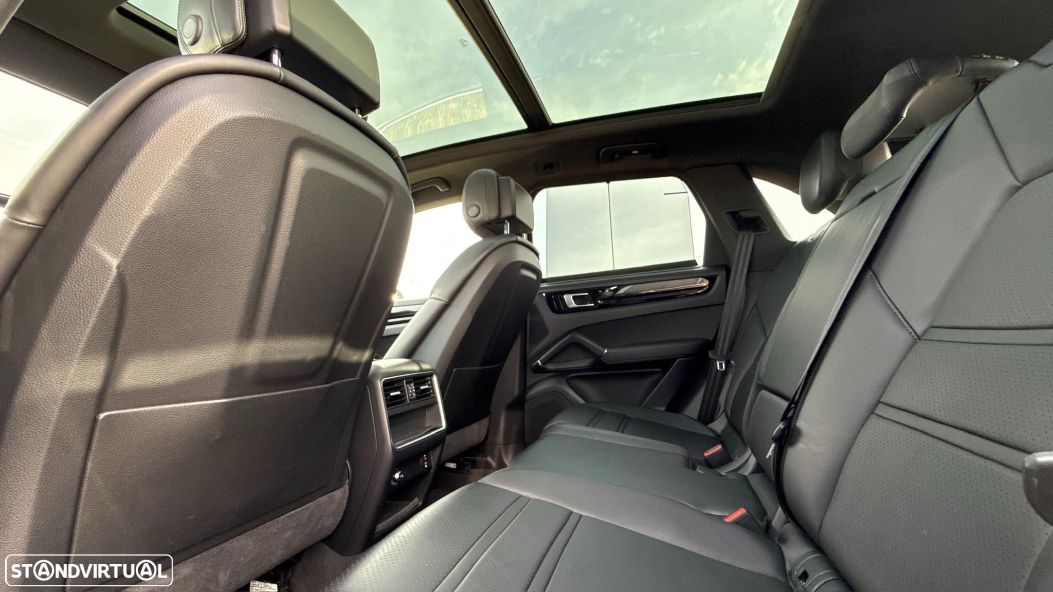 Porsche Cayenne E-Hybrid - 42