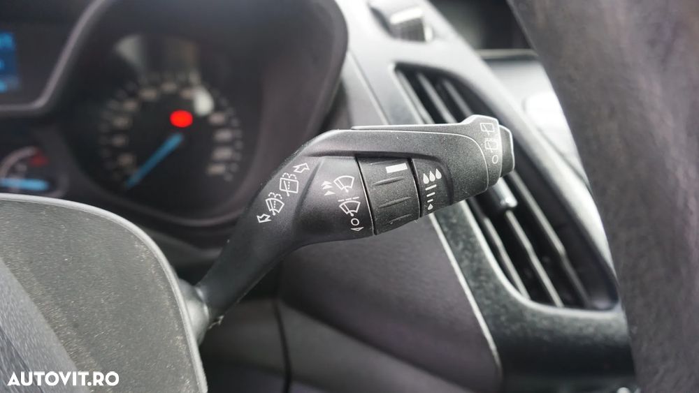 Ford Transit Connect - 18