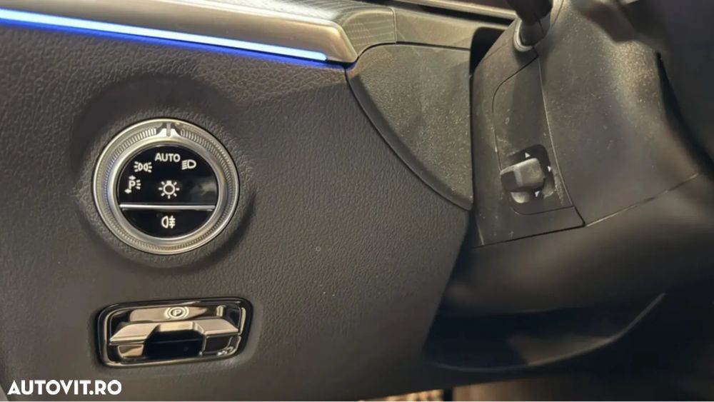 Mercedes-Benz C 300 e 9G-TRONIC AMG Line - 19