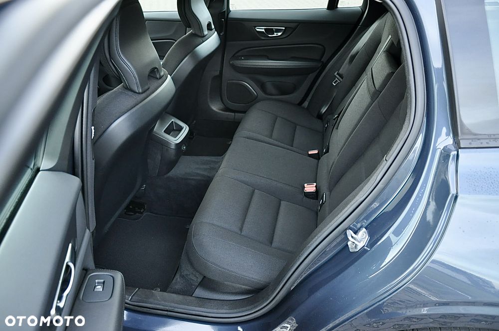 Volvo V60 B3 B Geartronic Momentum Pro - 17