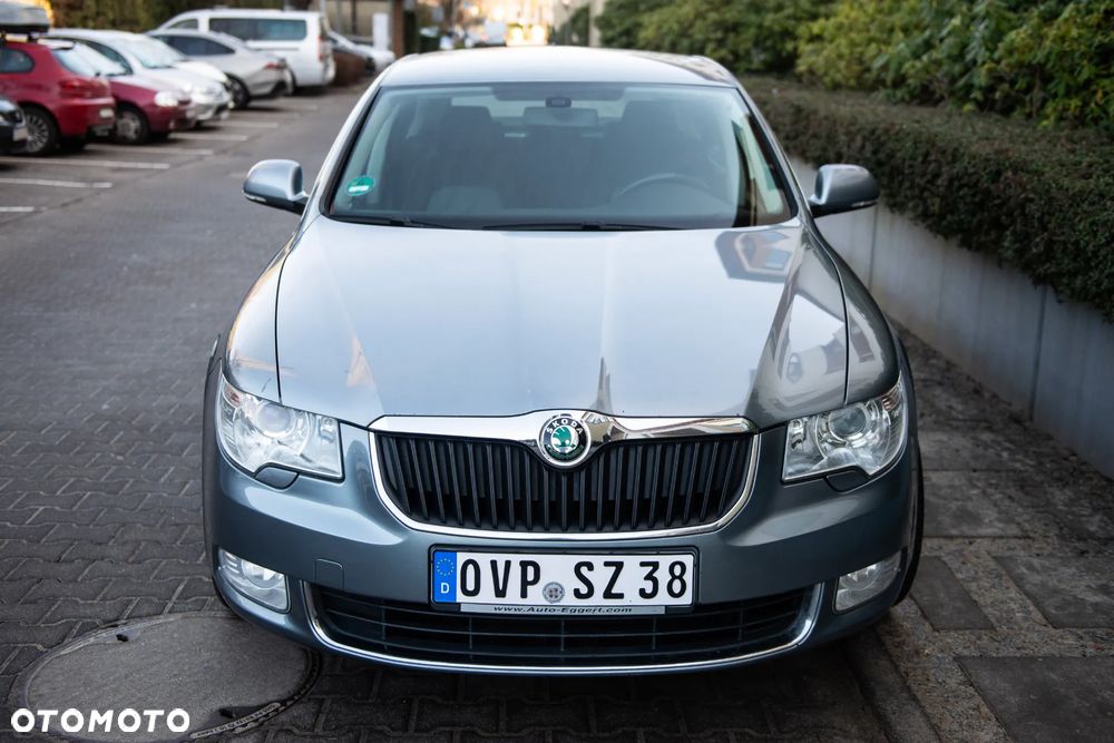 Skoda Superb 3.6 V6 4x4 DSG Elegance - 24