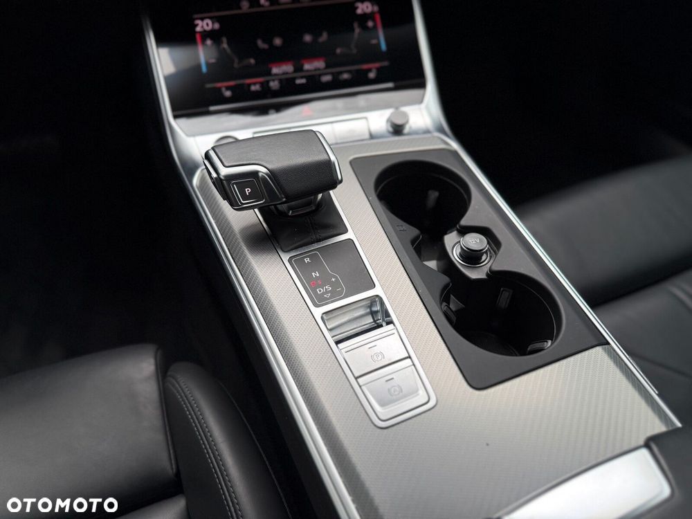 Audi A6 Avant - 24