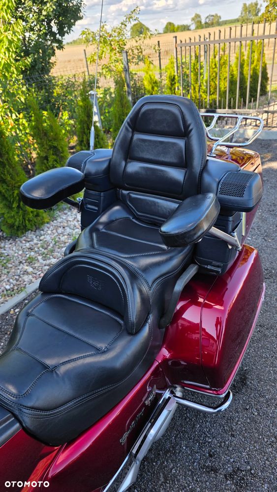 Honda GL - 32